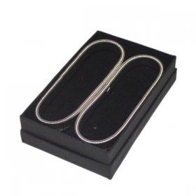 Elasticated Silver Coloured Metal Stretch Armbands in gift box